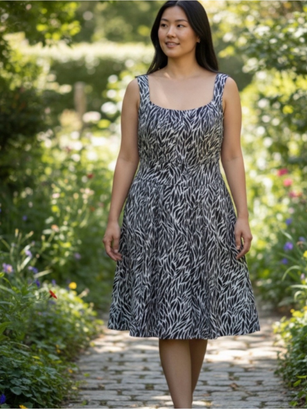 Suzi Chin Black White 100% Silk Dress Plus Size 16W Sleeveless A-line Party